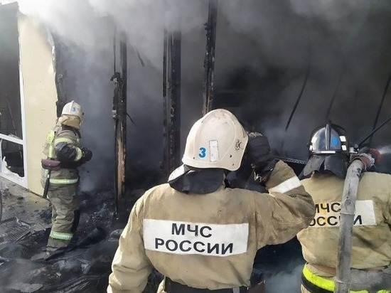 В частном доме под Ростовом 26-летний парень пострадал при пожаре