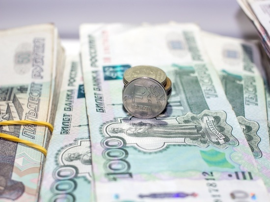Мошенник пытался выманить у бабушки из Панковки 700 000 рублей, прикинувшись ее внуком