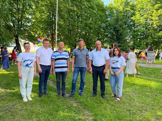 Жителей Козинского сельского поселения поздравили с Днем села