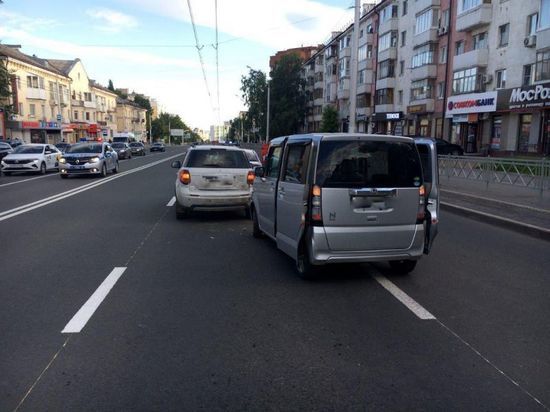 Пьяный водитель устроил в Уфе тройное ДТП: пострадала женщина