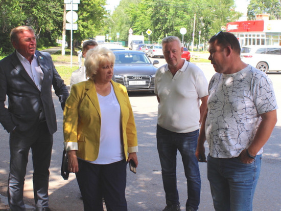 Новый тротуар построят в Ижевске к школе № 31