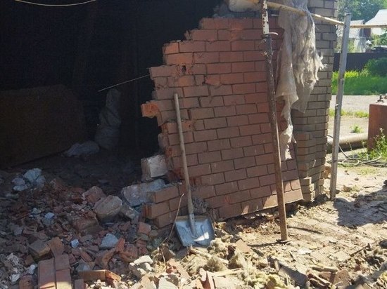 В Ясиноватой за сутки было разрушено 13 зданий: ФОТО