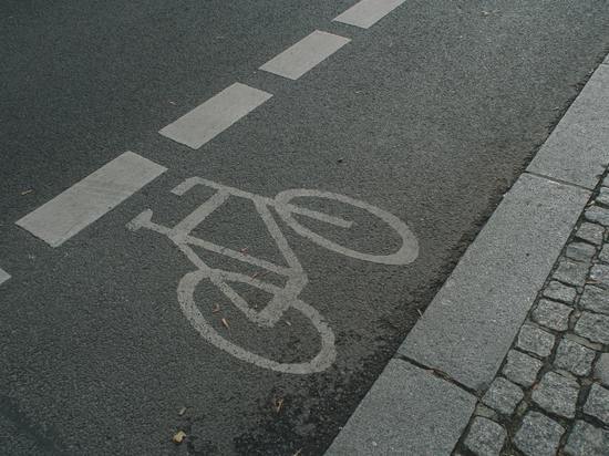 В Рославле велосипедист попал под машину