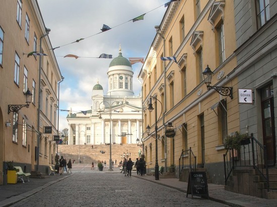 Пограничники Финляндии начнут работать круглосуточно из-за «атаковавших» границу  любителей санкционки из Петербурга