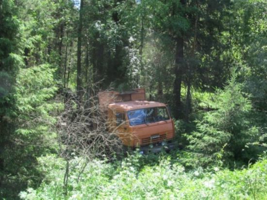 Пьяный рецидивист из Башкирии угнал «Камаз» с охраняемой стоянки