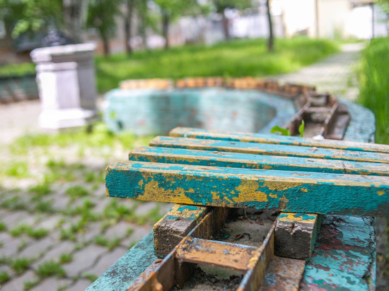 Как выглядит сквер в районе улицы Ворошилова, 17, 23 и 29 до, и что будет после благоустройства