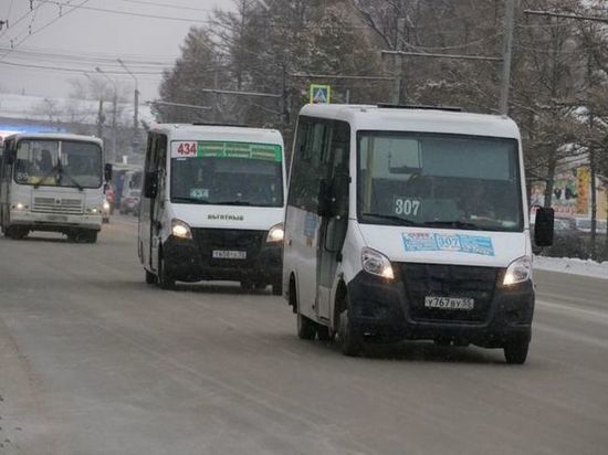 В Омске закроют сразу два автобусных маршрута
