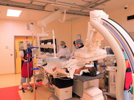 Красноярские хирурги стали выполнять сложнейшие операции на сосудах головного мозга