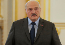 Президент Белоруссии Александр Лукашенко обратился с призывом к Москве «быть готовыми» к применению ядерного оружия в мире, отметив, что на белорусской территории отсутствуют склады ядерных боеприпасов