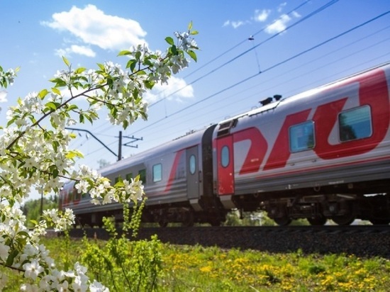 Почти 3 миллиона пассажиров отправлены с вокзалов и станций СвЖД