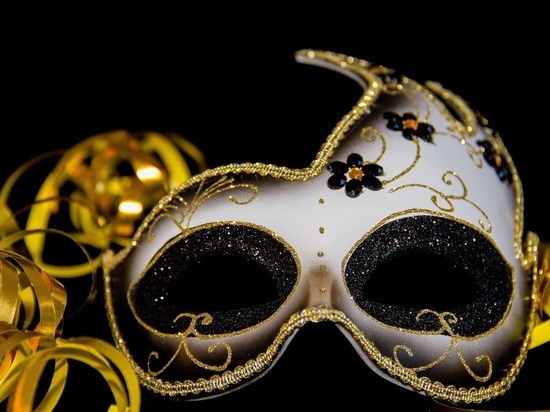 Необычная выставка венецианских масок открылась в Томске