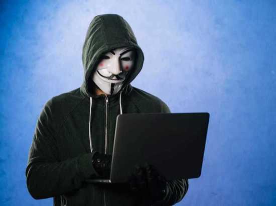 Липчанин потерял деньги, испугавшись хакерской атаки