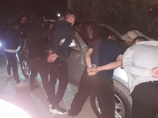 Ночью на улице Почтовой в Рязани задержали более 40 человек