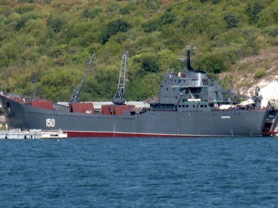 Поднятый в Бердянске десантный корабль «Саратов» могут отправить на ремонт