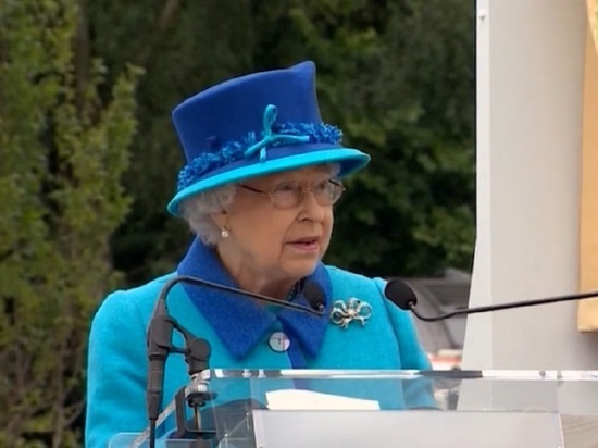 Елизавета II передаст принцу Уэльскому Чарльзу часть своих обязанностей