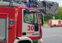 Подробности ночного пожара в частной наркологической больнице «Клиника НП»  в проезде Черского, где один человек погиб и трое пострадали, стали известны «МК»