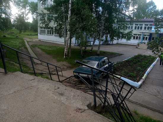 15-летний подросток погиб в ДТП в Лесосибирске Красноярского края в воскресенье