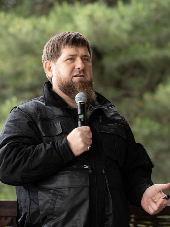 Кадыров осудил акцию с флагом ЛГБТ в мечети Германии