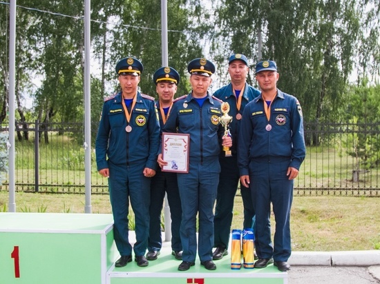 Тува заняла 3 место в конкурсе на лучшее звено газодымозащитной службы