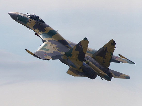 В Рособоронэкспорте заявили о возможности Су-35 быть «летающим радаром»