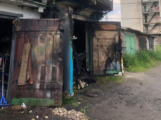 Житель Чудова погиб при возгорании гаража