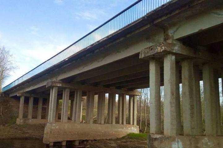 Какие дороги и мосты будут отремонтированы в 2022 году в Новгородской .