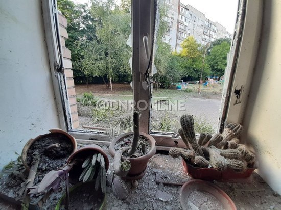 В Донецке показали разрушенный обстрелом детский сад: ФОТО