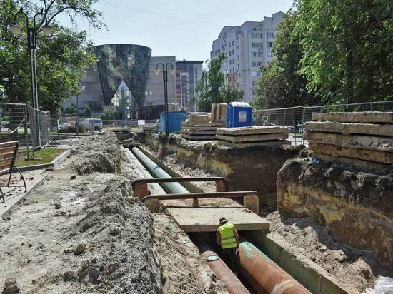 В центре Белгорода продолжается ремонт тепловой магистрали