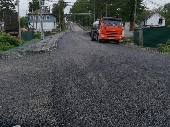 В Долинске открыли дорогу, которая заменит аварийный мост
