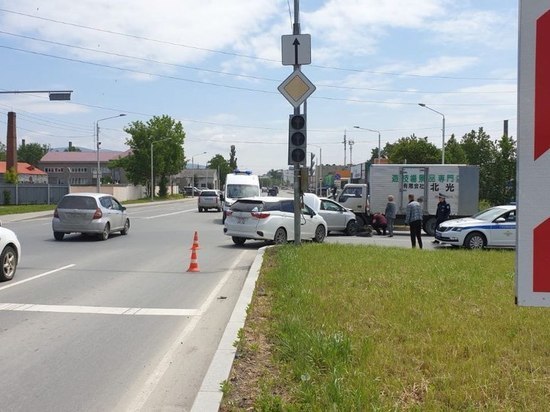 В ДТП с двумя автомобилями Honda в Южно-Сахалинске пострадала женщина