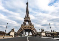 Главный символ Парижа – Эйфелева башня – находится в бедственном состоянии