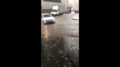 На Москву обрушился мощный ливень с грозой: видео подтопленных улиц