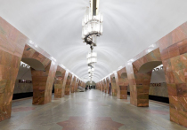 Во вторник, 5 июля, сотрудники московского метрополитена на станции "Марксистская" приняли роды у пассажирки