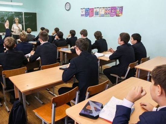 Молодым педагогам Татарстана могут повысить надбавку до 2,5 тысячи