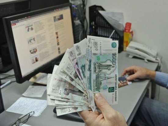 Безработный волгоградец заплатил за липовые интим-услуги 80 тысяч рублей