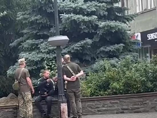 В Запорожской области призвали военнообязанных уехать в освобожденные города