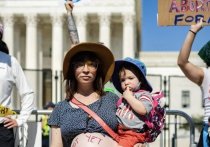 Верховный суд Соединенных Штатов принял историческое решение: у гражданок Америки больше нет гарантированного государством права на аборт