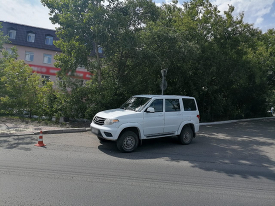 UAZ Patriot в Томске сбил 2 пешеходов