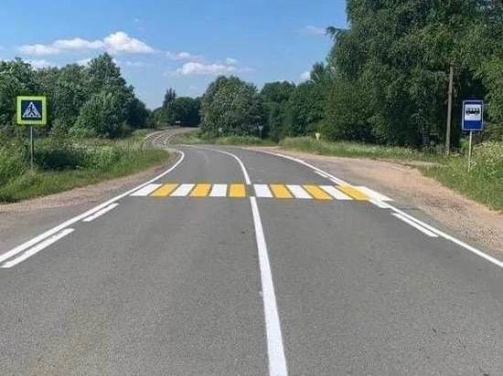 Почти 300 км дорожной разметки обновили на новгородских дорогах
