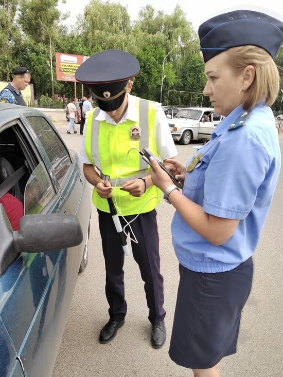  В Астраханской области 13 водителей лишили автомобилей