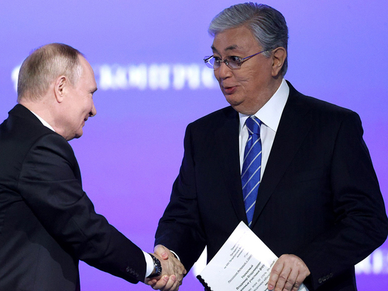 Песков оценил сообщения о присоединении Казахстана к антироссийским санкциям