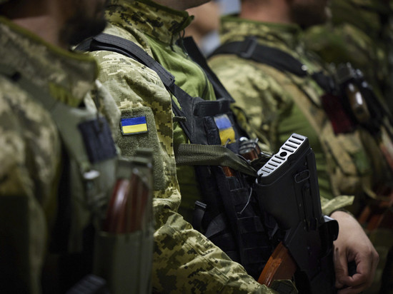 Украинцам отменили "запрет на выезд из городов" без согласия военкома