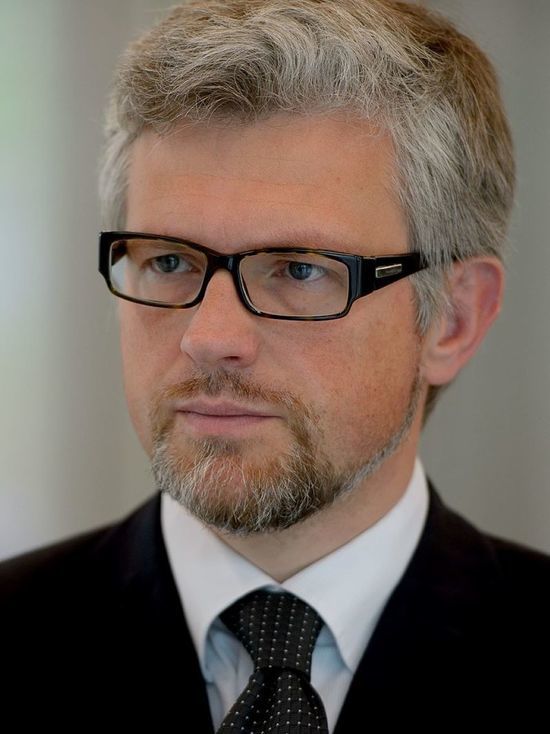 Министр обороны Польши оскорбил украинского посла в Германии