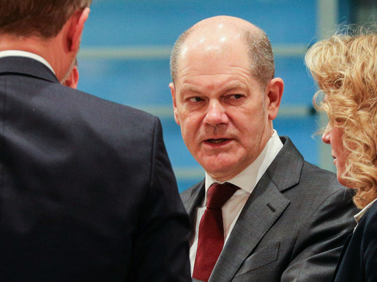 Шольц заявил о готовности Германии дать гарантии безопасности Украине