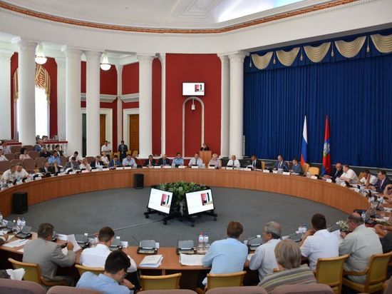 Орловские депутаты освободили ветеранов от налога на транспорт