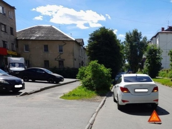 82-летняя пенсионерка угодила под колеса автомобиля в Петрозаводске