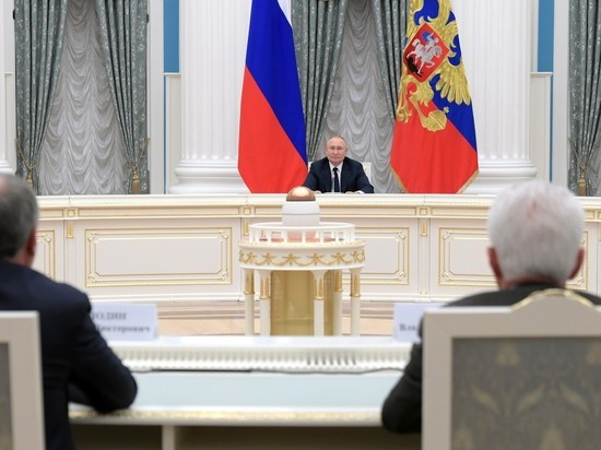 Президент поспорил с депутатами о целях украинских событий