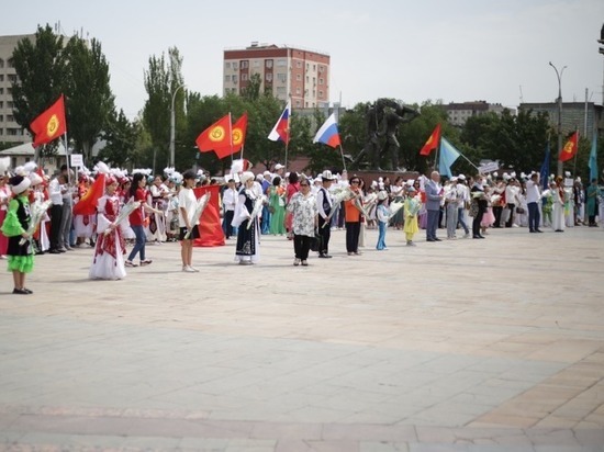 В Бишкеке прошел этно-карнавал
