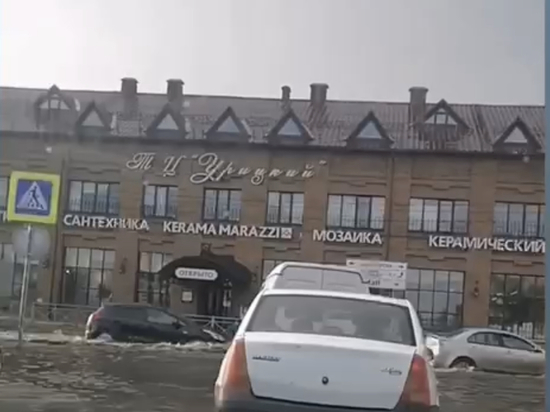 В Пензе снова затопило улицы из-за сильного дождя