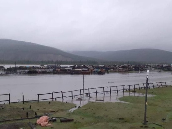 В селе Суордах Верхоянского района Якутии подтоплены уже 88 домов